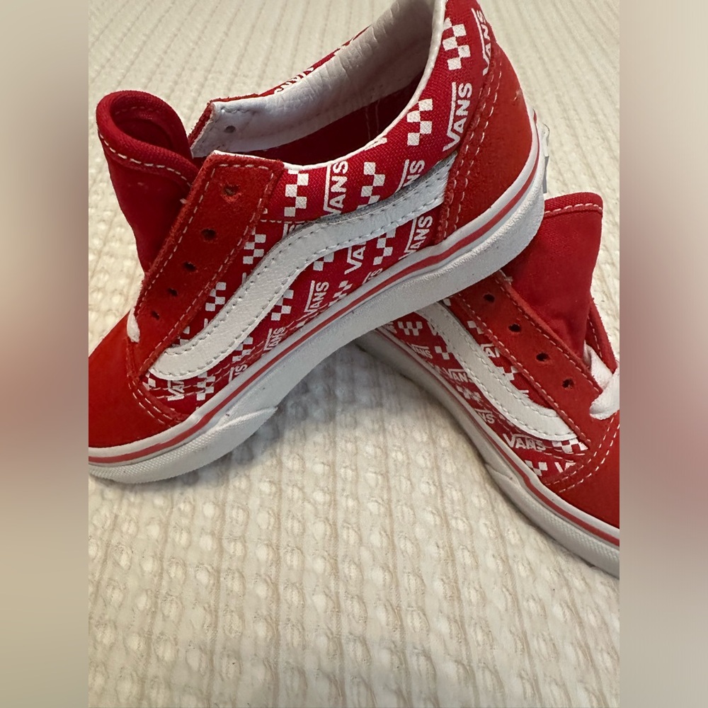 New Vans Kids Old Skool(Logo Repeat) - Picture 3 of 8